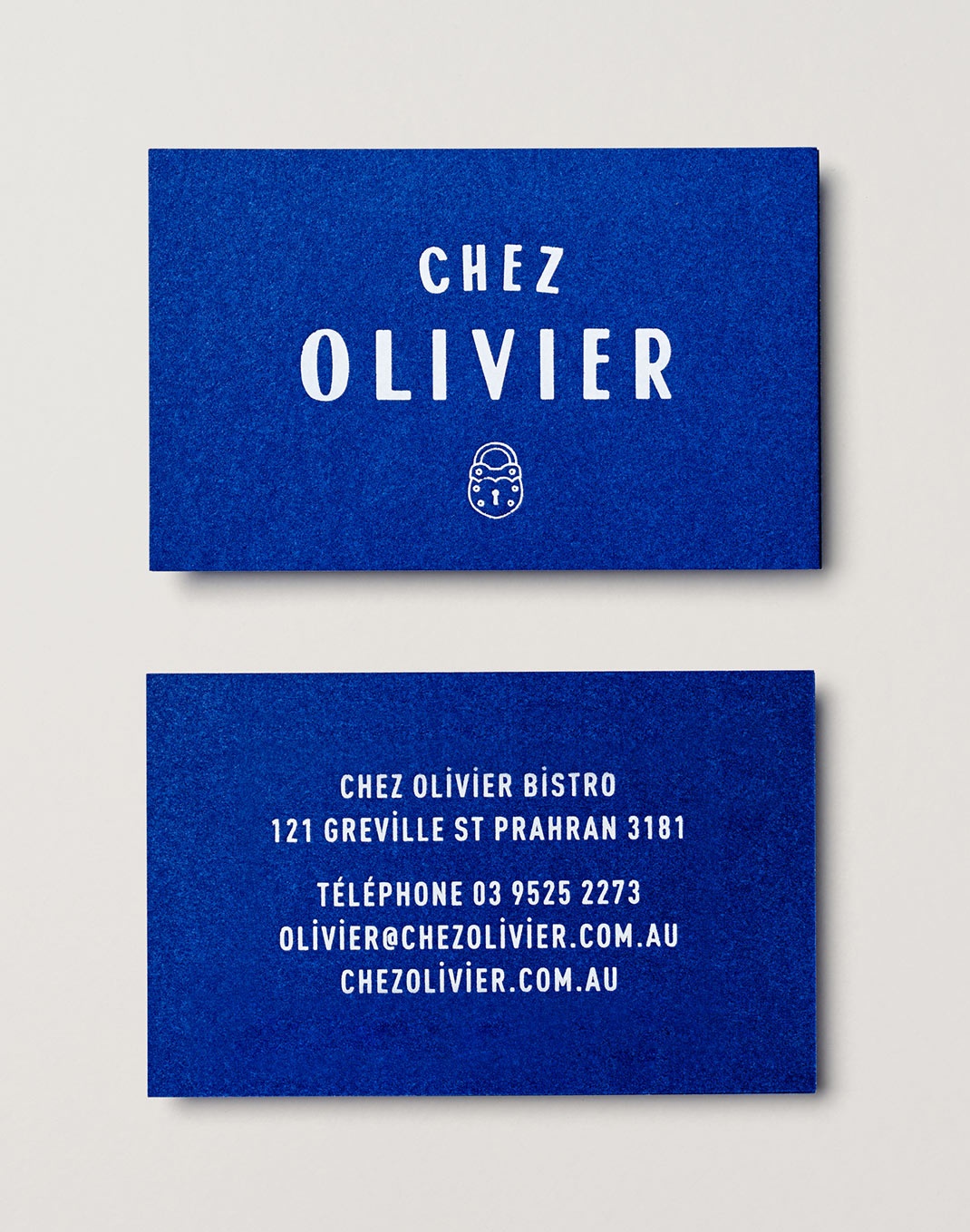 Chez Olivier酒館logo設(shè)計(jì)及VI形象設(shè)計(jì) 酒館logo設(shè)計(jì)